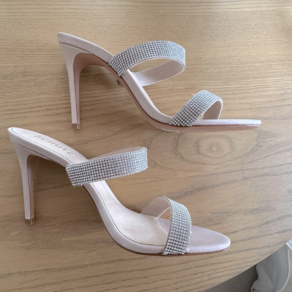 SCHUTZ Silver and Cream Sandals - Picture 7 of 10